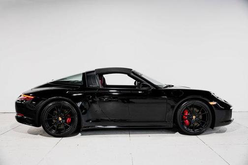 2019 Porsche 911 Targa 4S