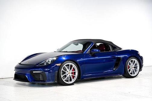 2022 Porsche 718 Spyder Roadster