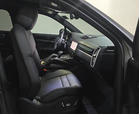 2021 Porsche Cayenne AWD