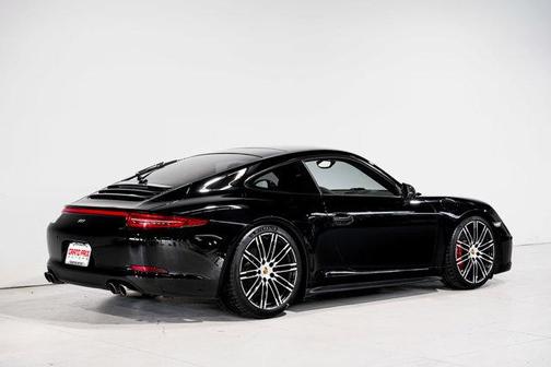 2014 Porsche 911 Carrera 4S