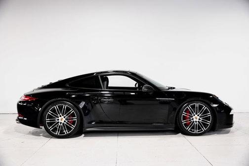 2014 Porsche 911 Carrera 4S
