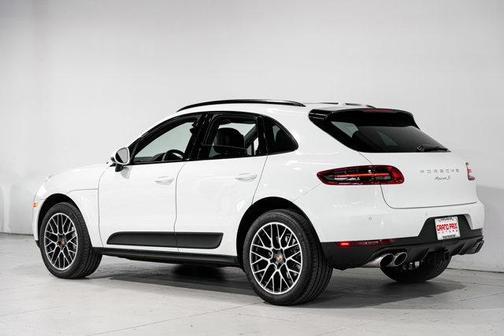 2017 Porsche Macan Base
