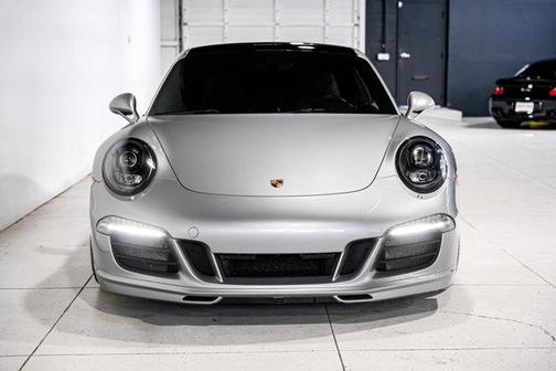 2016 Porsche 911 Carrera GTS