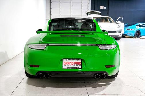 PTS Viper Green 2014 Porsche 911 Carrera 4S