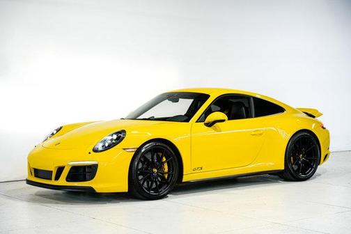 2018 Porsche 911 Carrera GTS