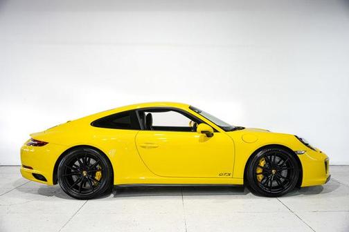 2018 Porsche 911 Carrera GTS