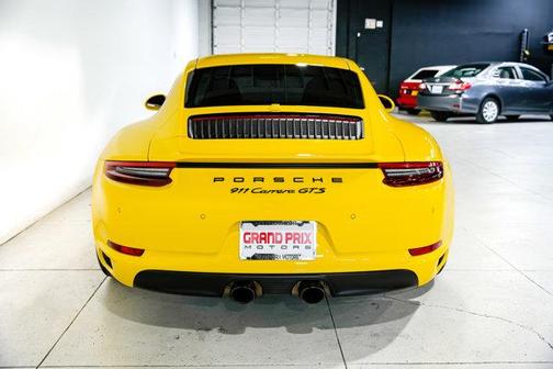 2018 Porsche 911 Carrera GTS