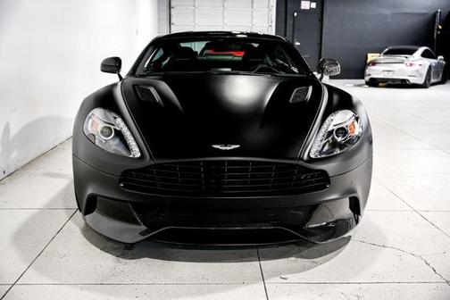 2014 Aston Martin Vanquish 2dr Cpe