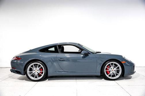 2017 Porsche 911 Carrera S