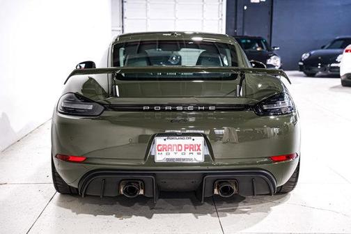 2023 Porsche 718 Cayman GT4