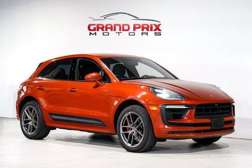 2022 Porsche Macan Base