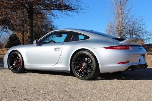 2016 Porsche 911 Carrera GTS