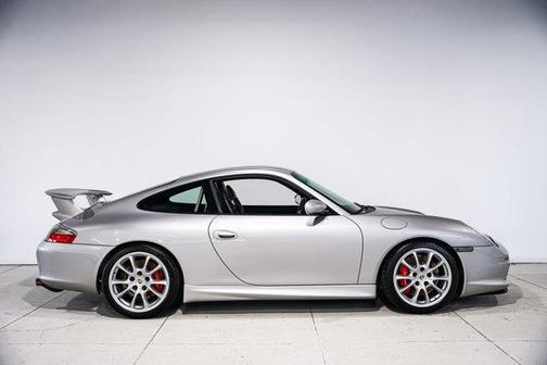 2004 Porsche 911 GT3