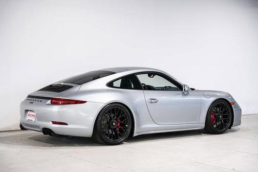 2015 Porsche 911 Carrera GTS