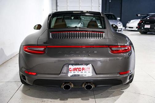 2018 Porsche 911 Carrera 4S