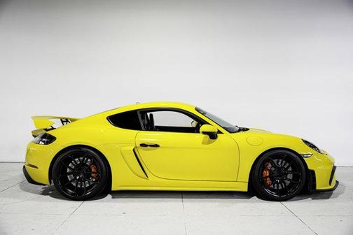 2020 Porsche 718 Cayman GT4