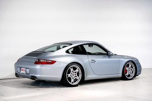 2005 Porsche 911 Carrera S