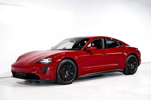 2023 Porsche Taycan GTS