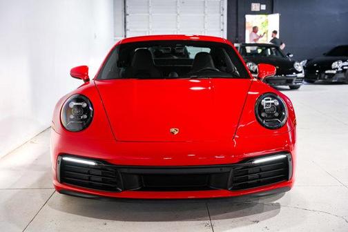 2020 Porsche 911 Carrera