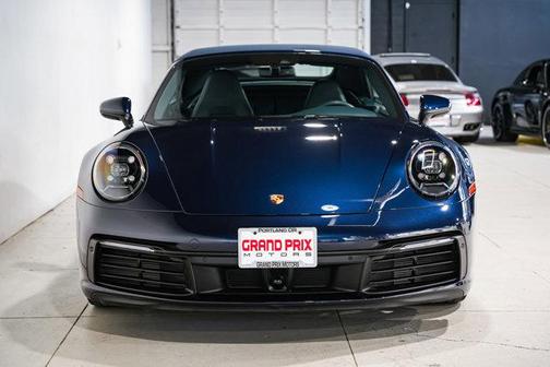 2020 Porsche 911 Carrera