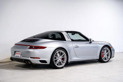 2018 Porsche 911 Targa 4S