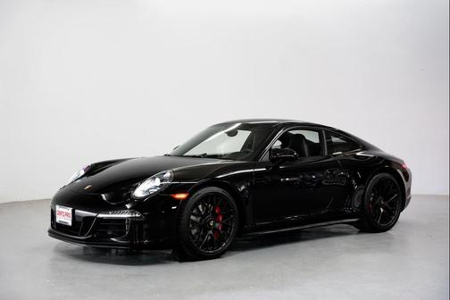 Carmine Red 2016 Porsche 911 Carrera 4 GTS