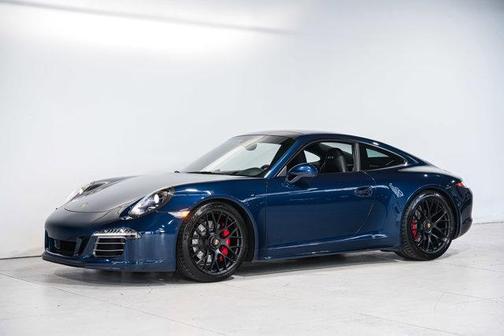 2015 Porsche 911 Carrera GTS
