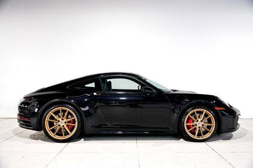 2020 Porsche 911 Carrera 4S