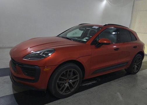 2022 Porsche Macan AWD