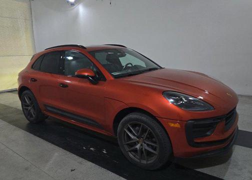 2022 Porsche Macan AWD