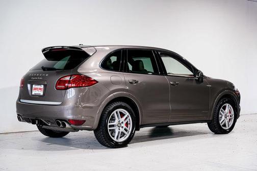 Umber Metallic 2013 Porsche Cayenne Turbo