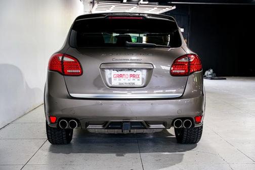 Umber Metallic 2013 Porsche Cayenne Turbo