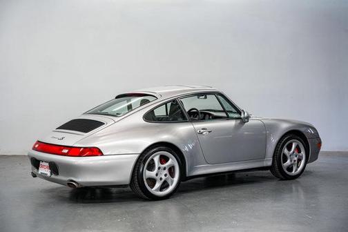Arctic Silver (Met) 1997 Porsche 911 Carrera 4S