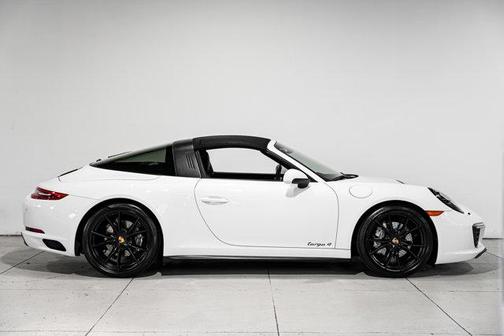 2017 Porsche 911 Targa 4
