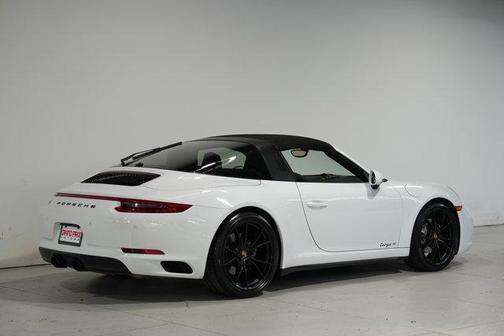 2017 Porsche 911 Targa 4
