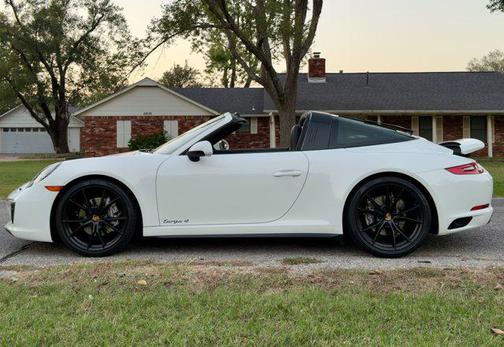 2017 Porsche 911 Targa 4