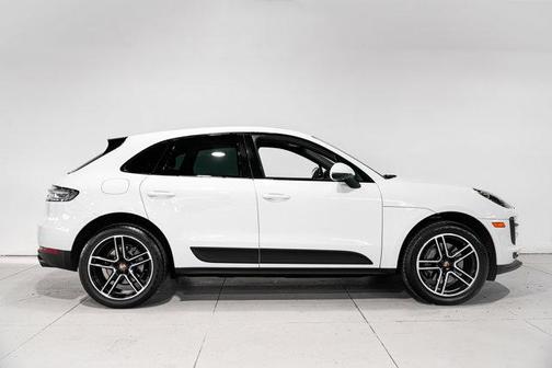 2020 Porsche Macan Base