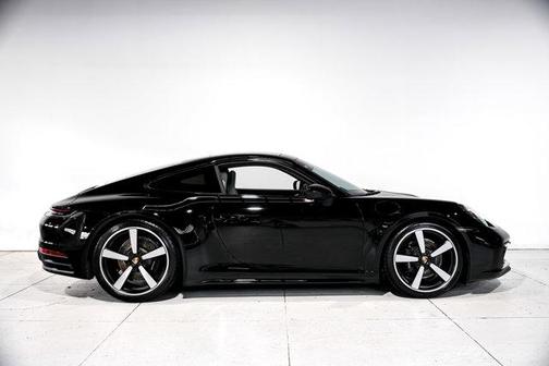 2020 Porsche 911 Carrera 4S