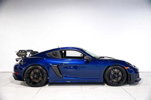 2023 Porsche 718 Cayman GT4 RS