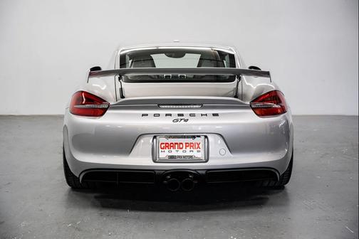 GT Silver Metallic 2016 Porsche Cayman GT4
