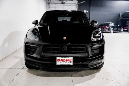 2024 Porsche Macan AWD