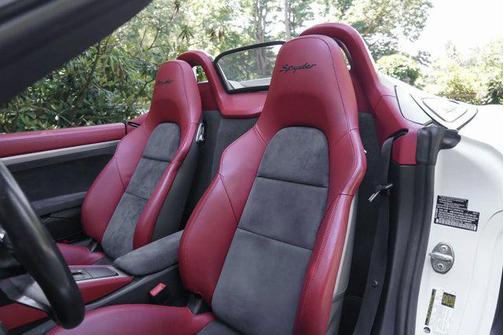 2016 Porsche Boxster Spyder