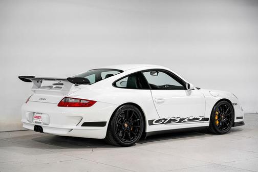 Carrara White 2008 Porsche 911 RS