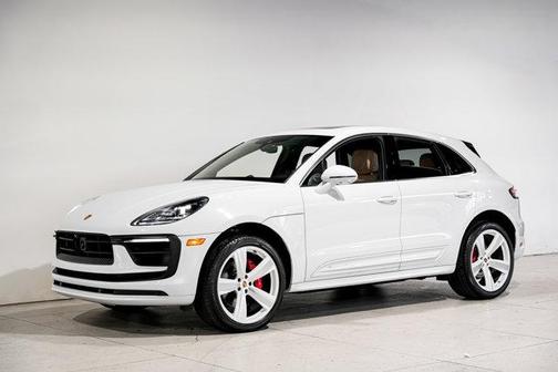 2023 Porsche Macan S