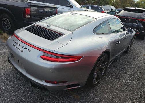 2017 Porsche 911 Carrera 4S