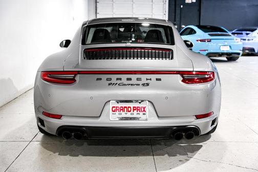 2017 Porsche 911 Carrera 4S