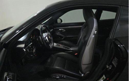 2014 Porsche 911 Carrera 4S