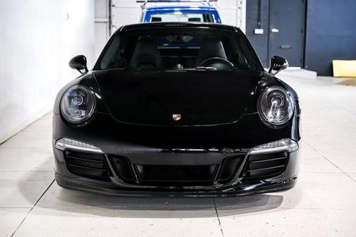 2016 Porsche 911 Carrera GTS
