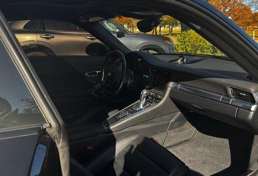 2016 Porsche 911 Black Edition