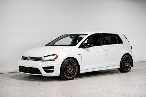2017 Volkswagen Golf R 2.0T DSG